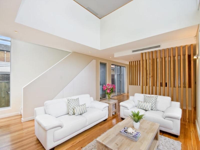 69 Wyuna Avenue, Freshwater NSW 2096