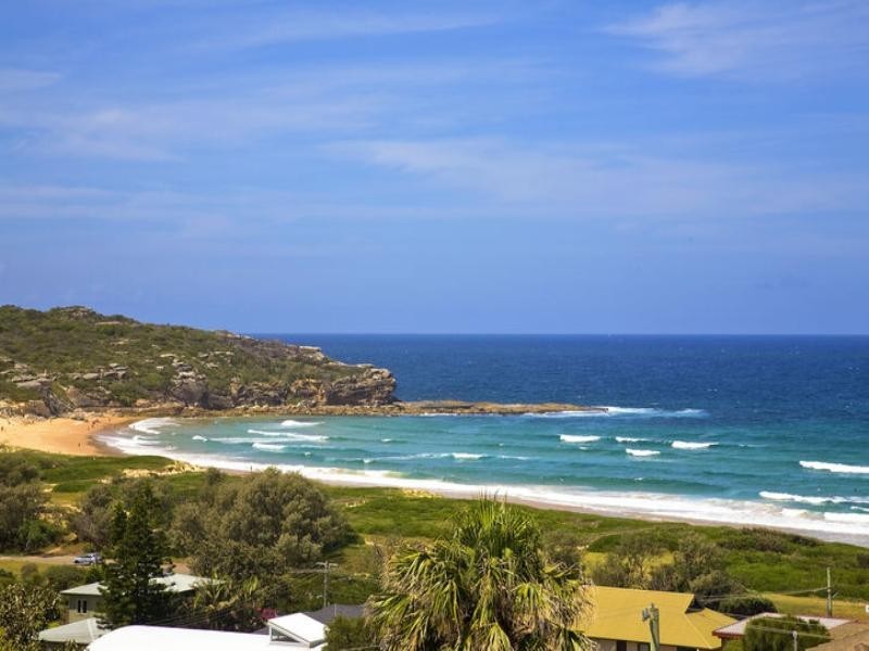 15 Gardere Avenue, Curl Curl NSW 2096