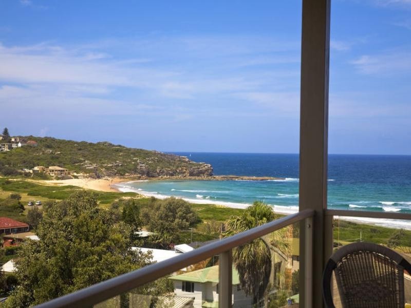 15 Gardere Avenue, Curl Curl NSW 2096