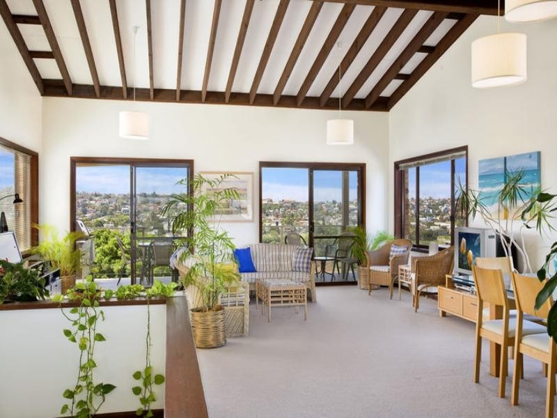 15 Gardere Avenue, Curl Curl NSW 2096