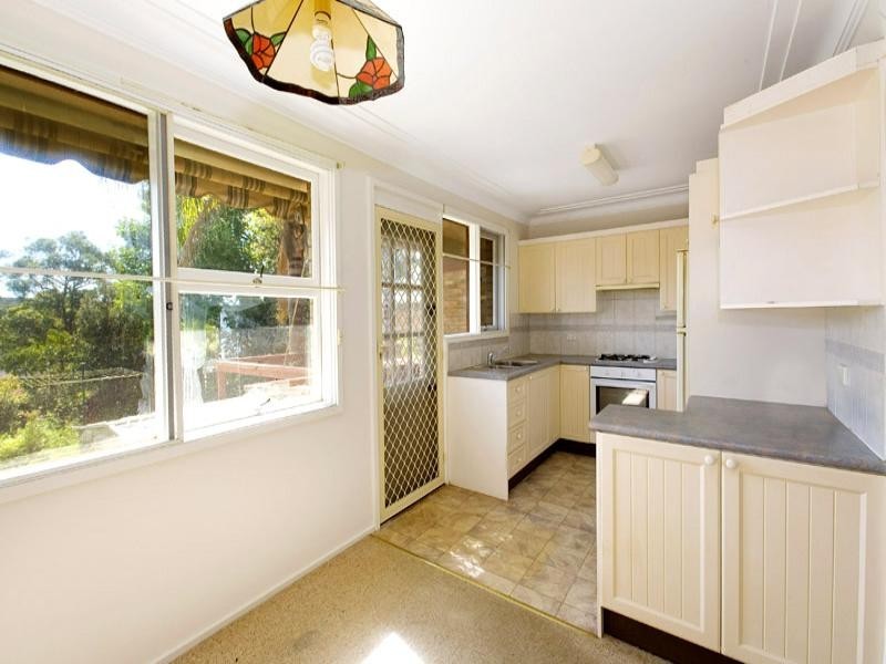 16 Coniston Street, Wheeler Heights NSW 2097