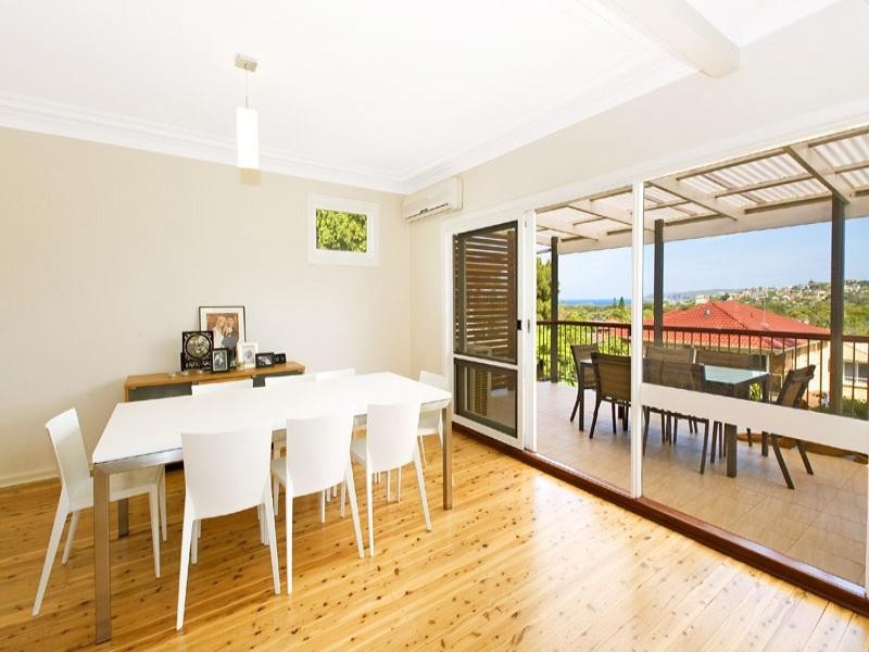 29 Parr Avenue, North Curl Curl NSW 2099