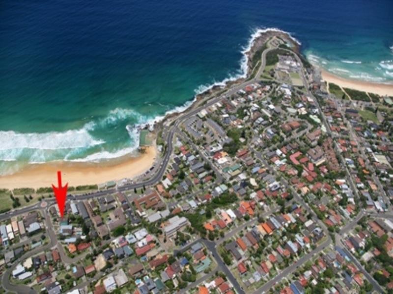 4 Gardere Avenue, Curl Curl NSW 2096