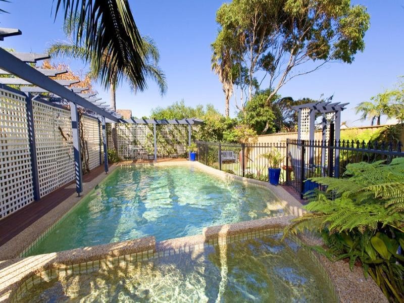 33 Tasman Street, Dee Why NSW 2099