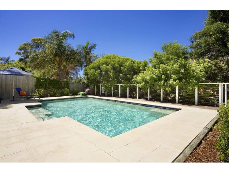 143 Headland Road, North Curl Curl NSW 2099