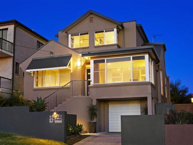 11 Robertson Road, North Curl Curl NSW 2099