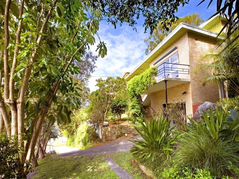 35a The Crescent, Dee Why NSW 2099