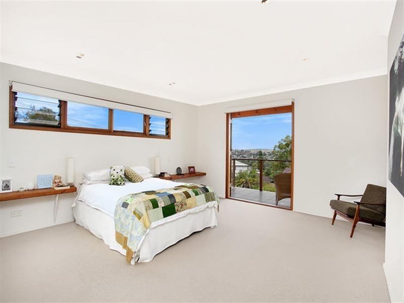 12 Makim Street, North Curl Curl NSW 2099