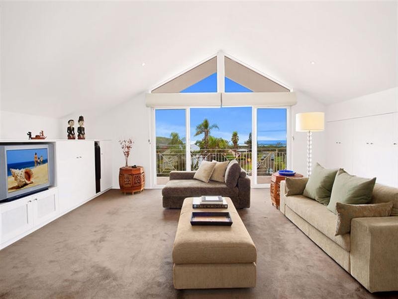 31 Farnell Street, Curl Curl NSW 2096