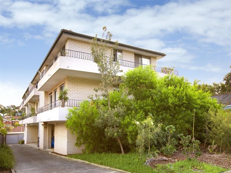 8/15 Ocean View Road, Freshwater NSW 2096