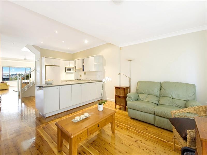 44 Austin Avenue, North Curl Curl NSW 2099