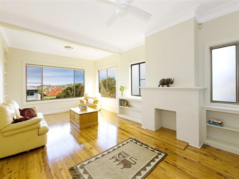 44 Austin Avenue, North Curl Curl NSW 2099