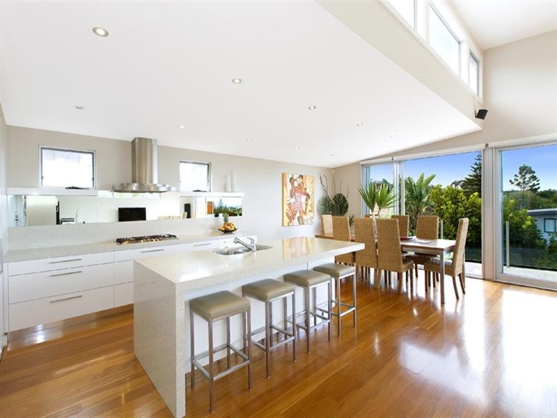 27 Delaigh Avenue, North Curl Curl NSW 2099