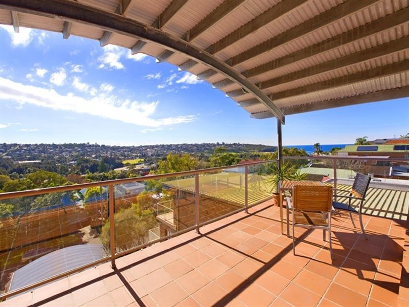 48 Curl Curl Parade, Curl Curl NSW 2096