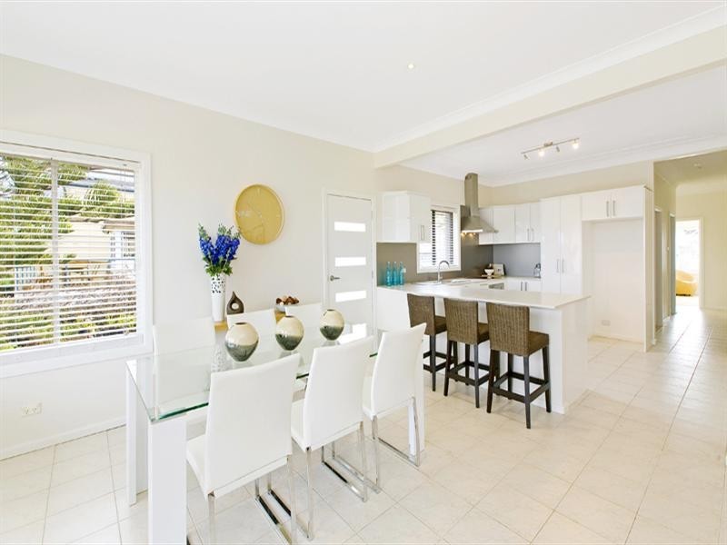 51 Headland Road, North Curl Curl NSW 2099