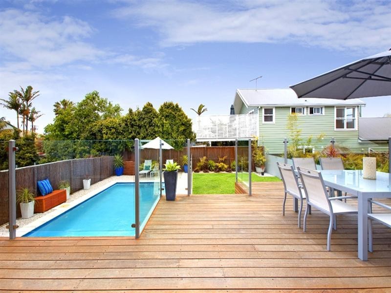 33 Pitt Road, North Curl Curl NSW 2099