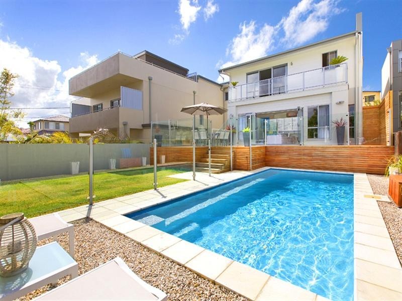 33 Pitt Road, North Curl Curl NSW 2099