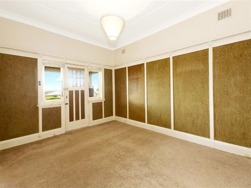 82 Harbord Road, Freshwater NSW 2096