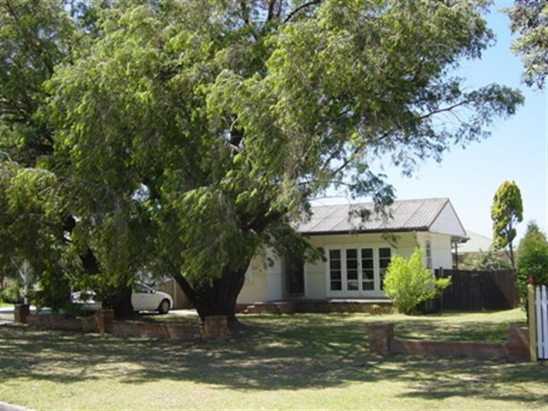 31 Ross Street, North Curl Curl NSW 2099