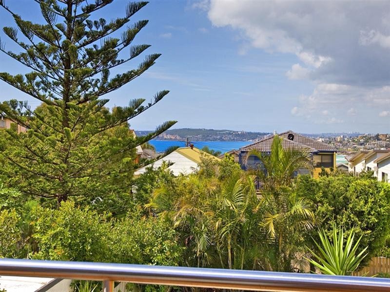 27 Headland Road, North Curl Curl NSW 2099