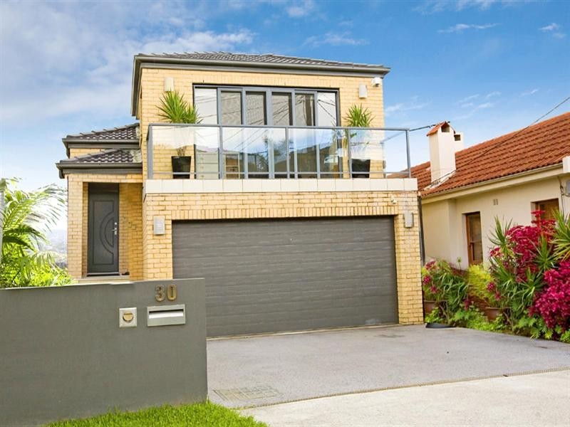 30 Robertson Road, North Curl Curl NSW 2099