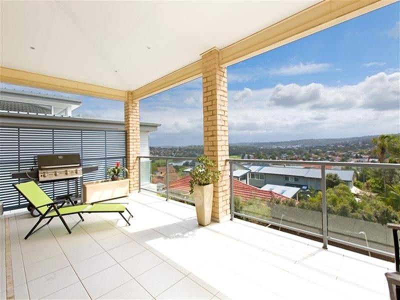 30 Robertson Road, North Curl Curl NSW 2099