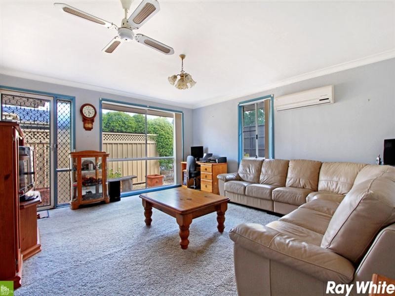 11 Mayfield Circuit, Albion Park NSW 2527