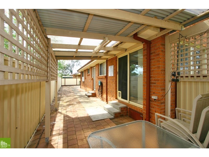 1/8 Calderwood Road, Albion Park NSW 2527