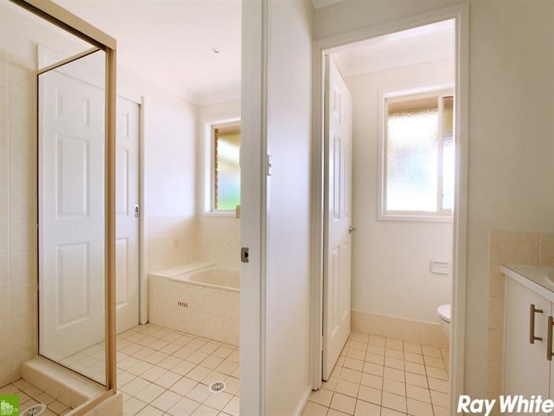 10 Murray Close, Albion Park NSW 2527