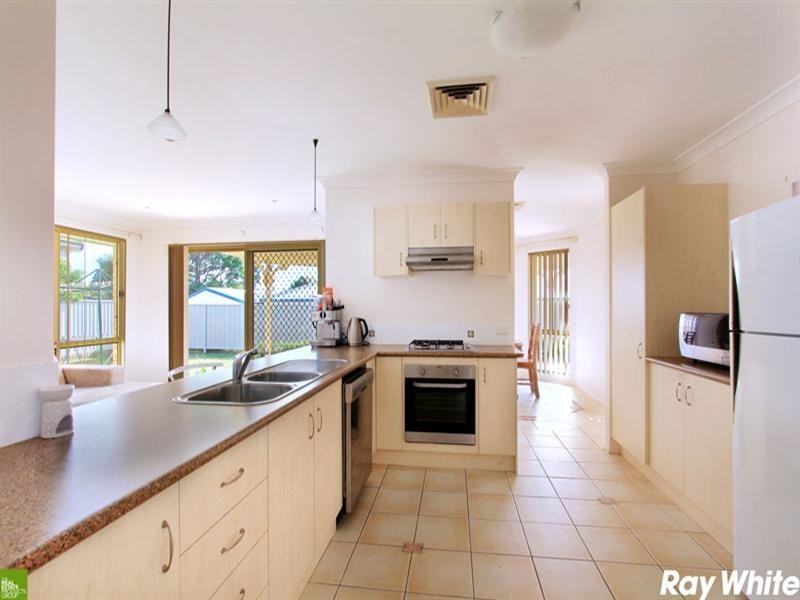 17 Lord Howe Avenue, Shell Cove NSW 2529