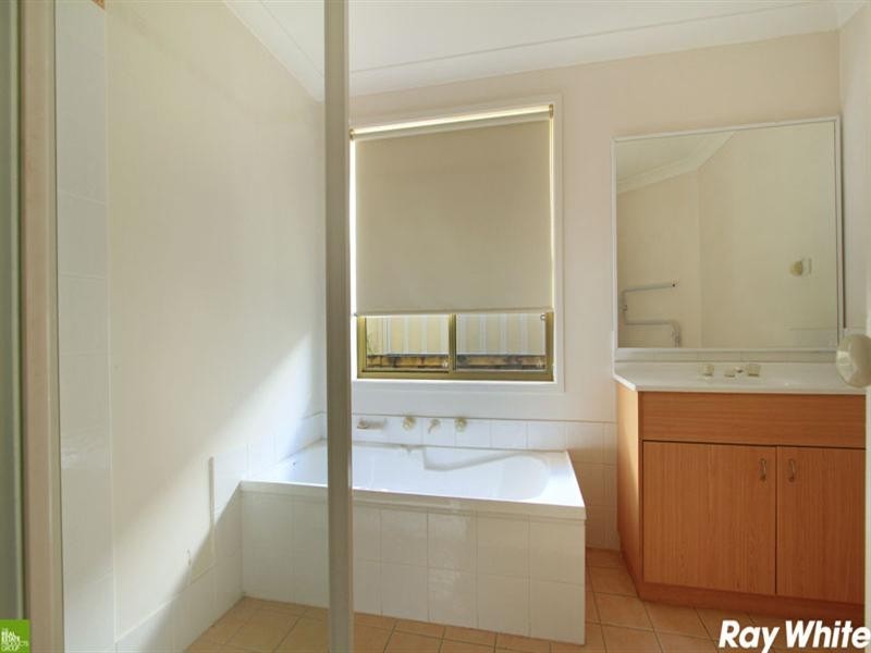 17 Lord Howe Avenue, Shell Cove NSW 2529