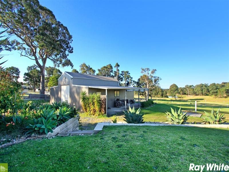 11 Larkins Lane, Albion Park NSW 2527
