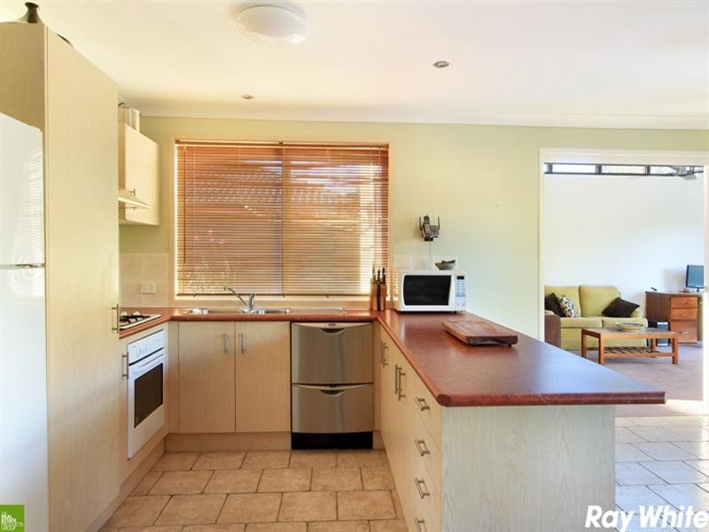 32 Grey Street, Albion Park NSW 2527