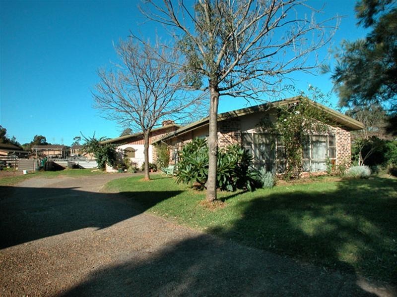 5 Manikato Place, Kembla Grange NSW 2526