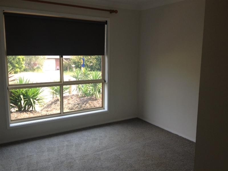 12 Burdekin Drive, Albion Park NSW 2527