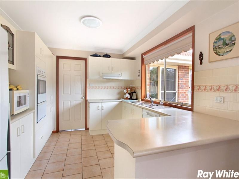 31 Spoonbill Place, Albion Park Rail NSW 2527