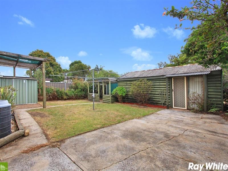 7 Burroo Street, Albion Park Rail NSW 2527