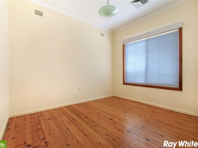 7 Burroo Street, Albion Park Rail NSW 2527