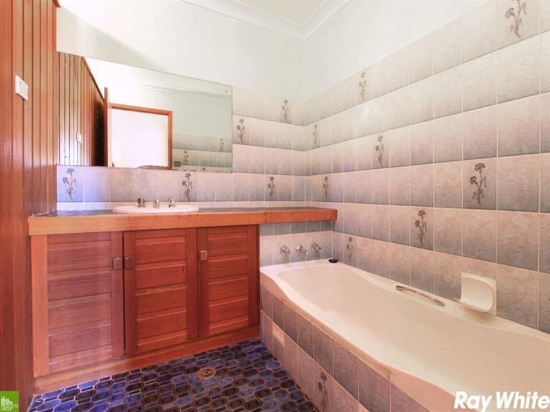 12 Goolagong Circuit, Mount Warrigal NSW 2528