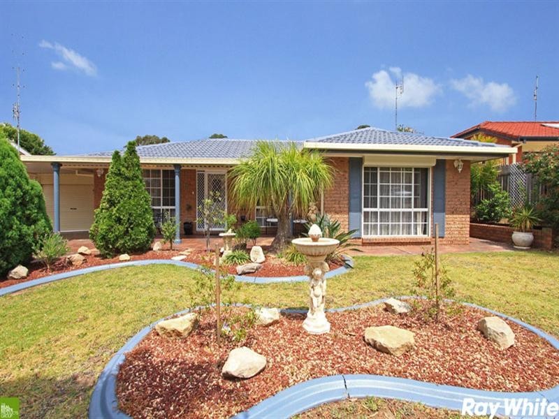 8 Federation Place, Albion Park NSW 2527