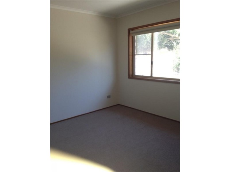 1/5 Manikato Place, Kembla Grange NSW 2526