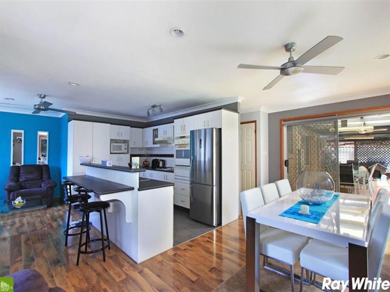 53 Barcoo Circuit, Albion Park NSW 2527