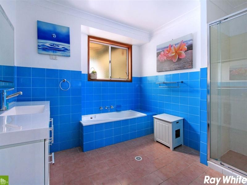 53 Barcoo Circuit, Albion Park NSW 2527