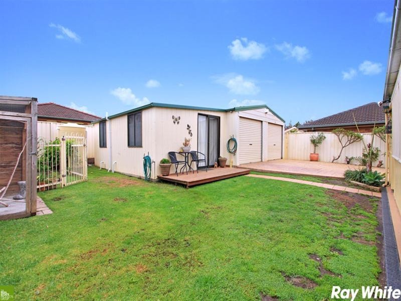 9 Osprey Place, Albion Park Rail NSW 2527
