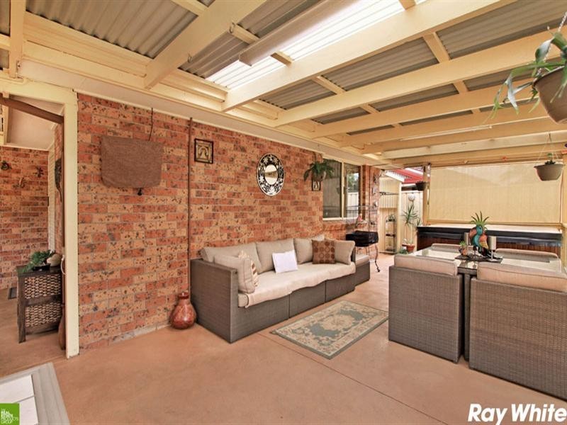 9 Osprey Place, Albion Park Rail NSW 2527