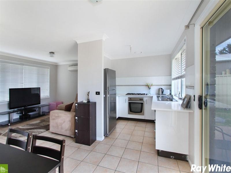 3 Paperbark Street, Albion Park Rail NSW 2527