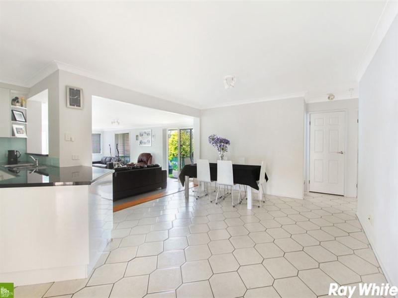 51 Gloucester Circuit, Albion Park NSW 2527