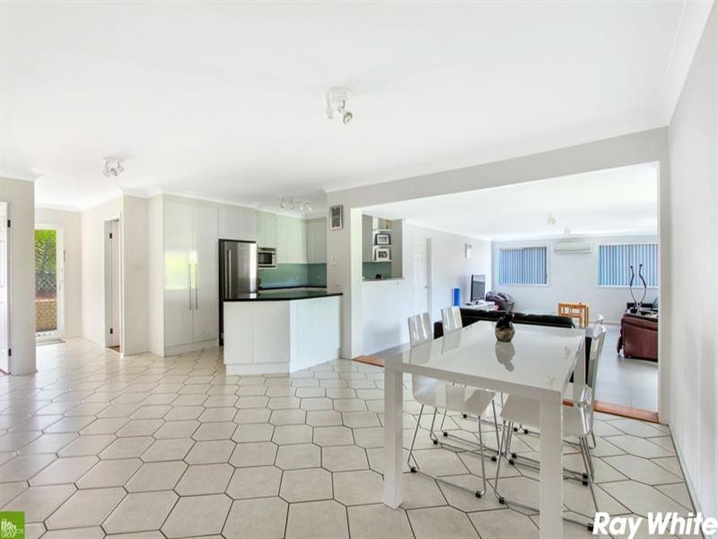 51 Gloucester Circuit, Albion Park NSW 2527