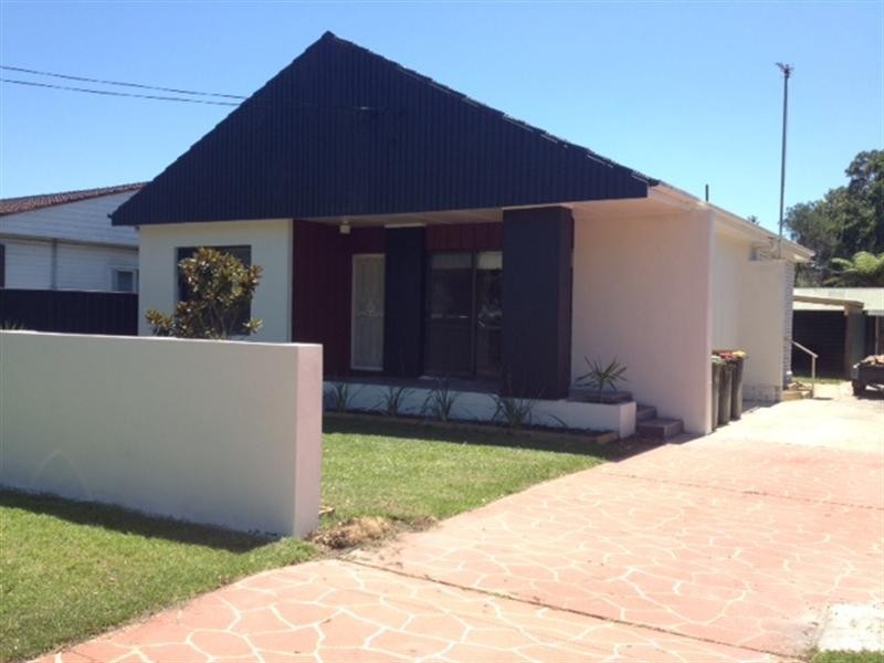 7 Burroo Street, Albion Park Rail NSW 2527