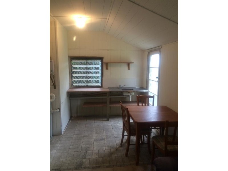 7 Burroo Street, Albion Park Rail NSW 2527